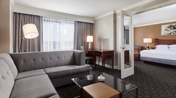 Suite, 1 King Bed
