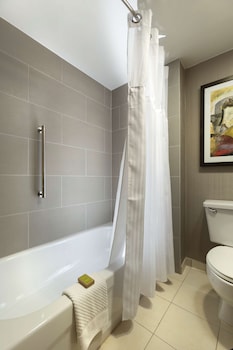 Suite, 1 King Bed (Gambler Suite)
