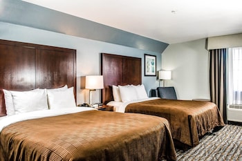 Standard Room, 2 Queen Beds, Non Smoking