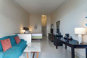 Junior Suite, Oceanfront
