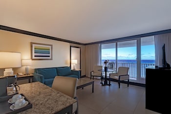 One bedroom Suite Ocean Front