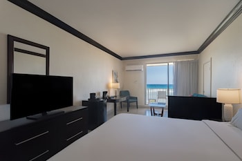 Junior Suite, Oceanfront