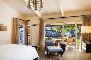 Deluxe Bungalow, 1 King Bed (Bungalow Deluxe King)