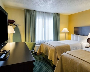 Standard Room, 2 Double Beds, Non Smoking