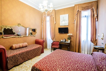 Classic Triple Room