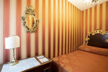 Classic Single Room