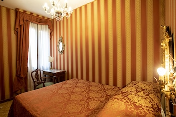 Classic Single Room