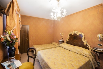 Classic Triple Room