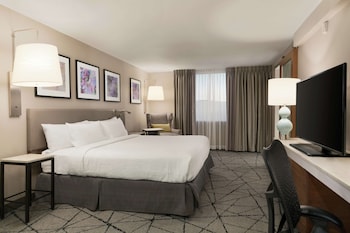 Room, 1 King Bed, Accessible, Bathtub