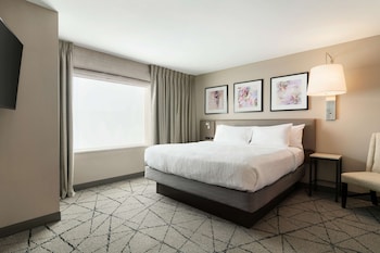 Junior Suite, 1 King Bed, Accessible (Hearing)