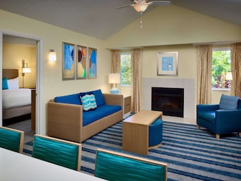 Suite, Multiple Beds, Accessible (Two Bedroom Mobility Roll in Shower)