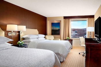 Room, 2 Double Beds, Harbor View