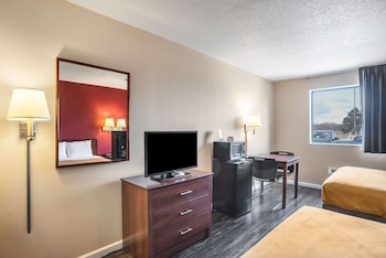 Standard Room, 2 Queen Beds, Non Smoking