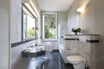 Premium Triple Room