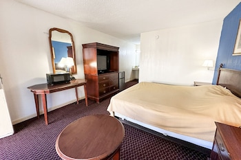 Room, 1 King Bed, Non Smoking