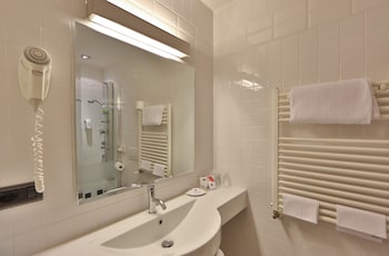Standard Room, 2 Queen Beds, Connecting Rooms