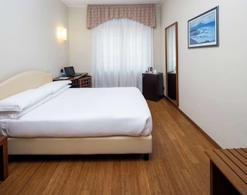 Standard Room, 1 Large Twin Bed