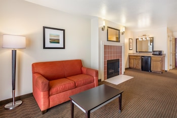 Suite, 1 King Bed, Non Smoking, Balcony (with Sofabed)