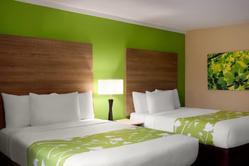 Room, 2 Queen Beds, Accessible, Non Smoking