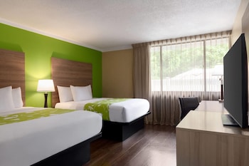 Room, 2 Queen Beds, Non Smoking