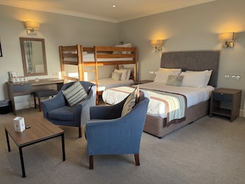 Family Room, Sea View
