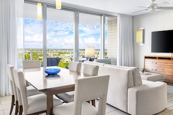 Villa, 2 Bedrooms, Balcony (Mobility Accessible, Roll-In Shower)