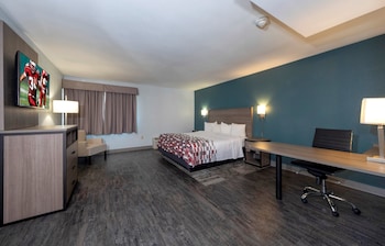 Superior Room, 1 King Bed (Smoke Free)