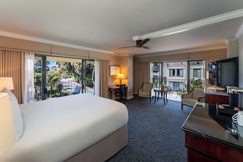 Room, 1 King Bed, Mobility Accessible, Balcony (Inland View)