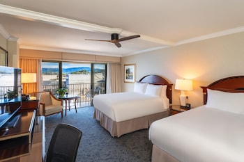 Room, 2 Queen Beds, Balcony, Partial Ocean View