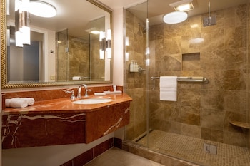 Room, 1 Queen Bed, Partial Ocean View (Partial Ocean View)