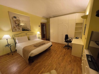 Standard Apartment, Multiple Beds, Non Smoking, Kitchen