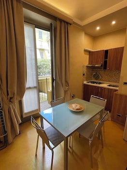Standard Apartment, 1 Queen Bed, Non Smoking, Kitchen