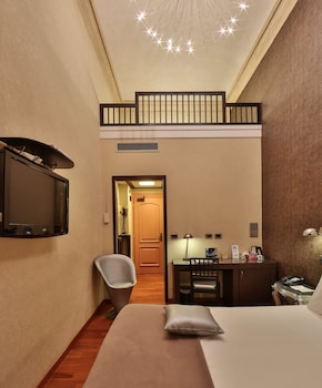 Junior Suite, 1 Queen Bed