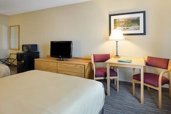 Standard Room, 2 Double Beds, Non Smoking