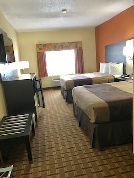 Standard Room, 2 Queen Beds, Non Smoking