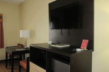 Standard Room, 2 Queen Beds, Non Smoking