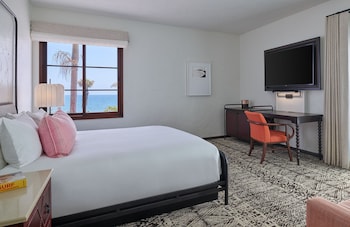 Premium Room, 1 King Bed, Ocean View