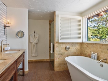 Suite, Ocean View