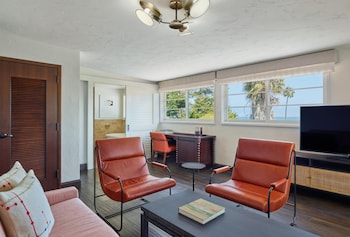 Suite, Ocean View