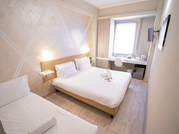 Economy Triple Room