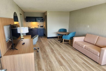 Suite, 2 Queen Beds, Non Smoking