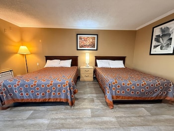 Standard Room, 2 Queen Beds, Non Smoking