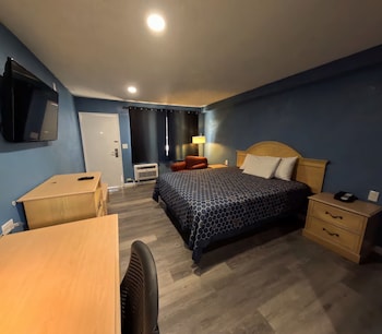 Standard Room, 1 King Bed, Non Smoking