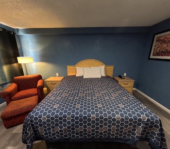 Standard Room, 1 King Bed, Non Smoking