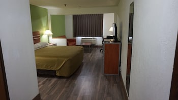 Suite, 1 King Bed, Non Smoking