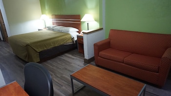 Suite, 1 King Bed, Non Smoking
