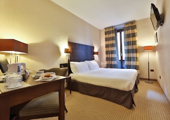 Superior Room, 1 Queen Bed