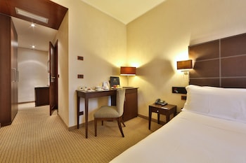 Superior Room, 1 Queen Bed