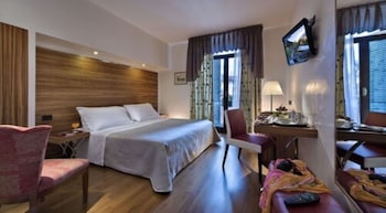 Superior Room, 1 Queen Bed
