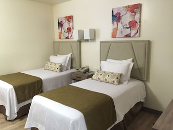 Twin Room, 2 Twin Beds, Refrigerator & Microwave